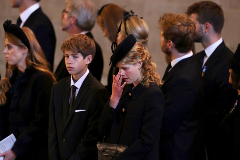 Viscount Severn and his sister Lady Louise Windsor during the procession for the lying in state (Getty Images)