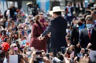 La presidenta electa de Honduras, Xiomara Castro, y su marido, el expresidente hondureño Manuel Zelaya, asisten a su ceremonia de investidura, en Tegucigalpa, Honduras.
