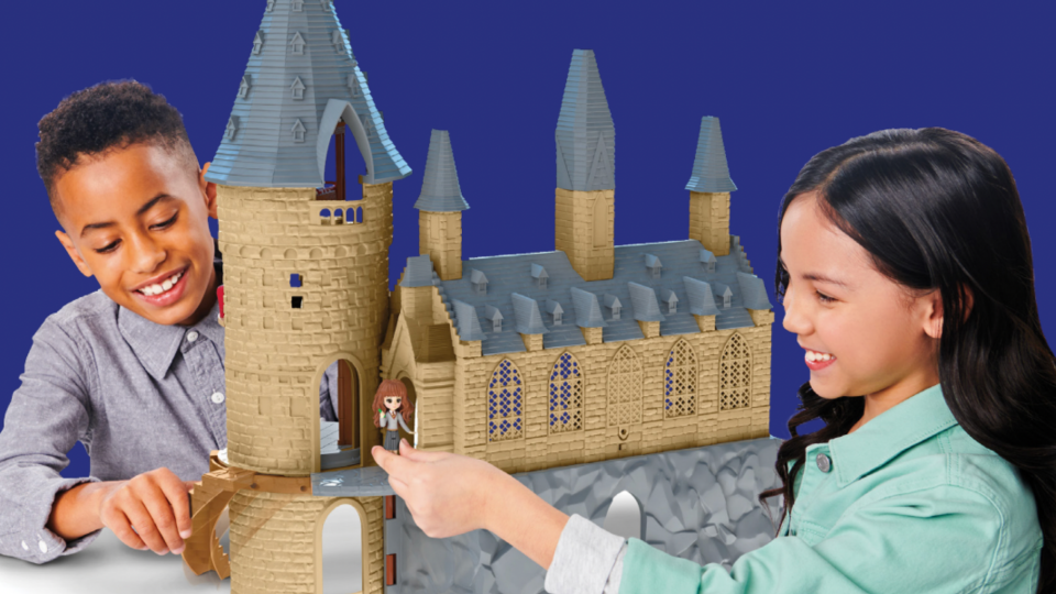 Best toys for 5-year-olds: Wizarding World Hogwarts Mini Castle