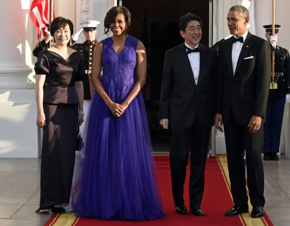 Michelle Obama in Tadashi Shoji