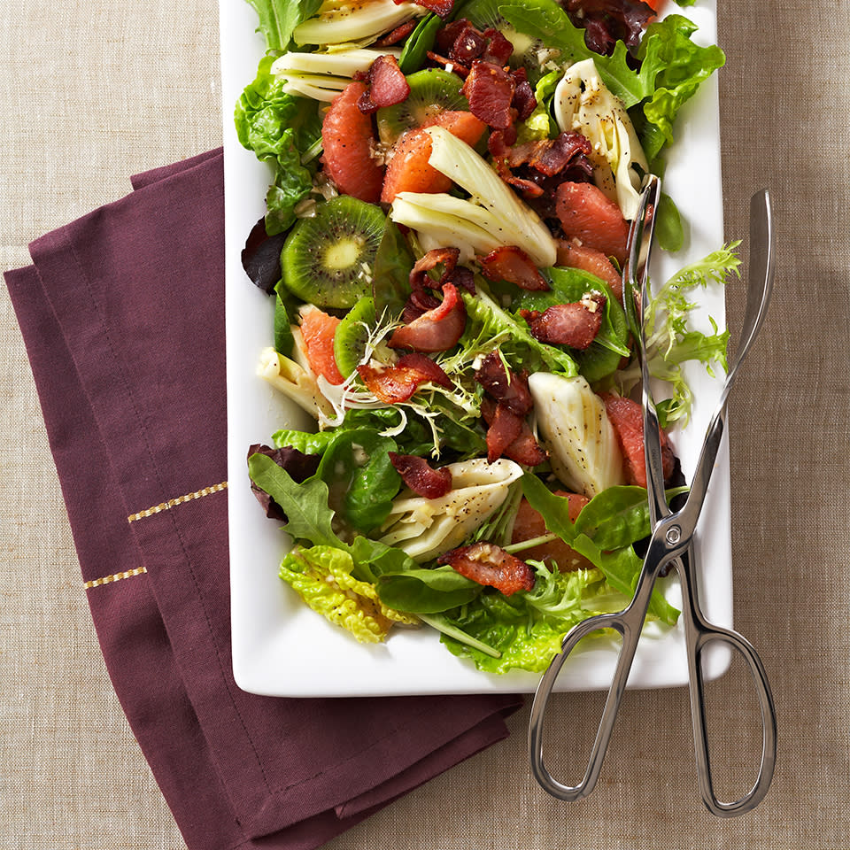 Grapefruit and Kiwifruit Salad