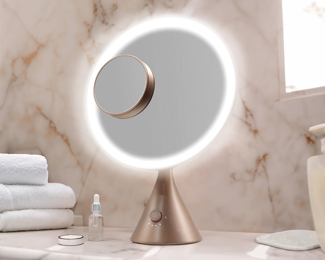 Tara Lalvani spent months researching best light for the Beautifect Glow Mirror