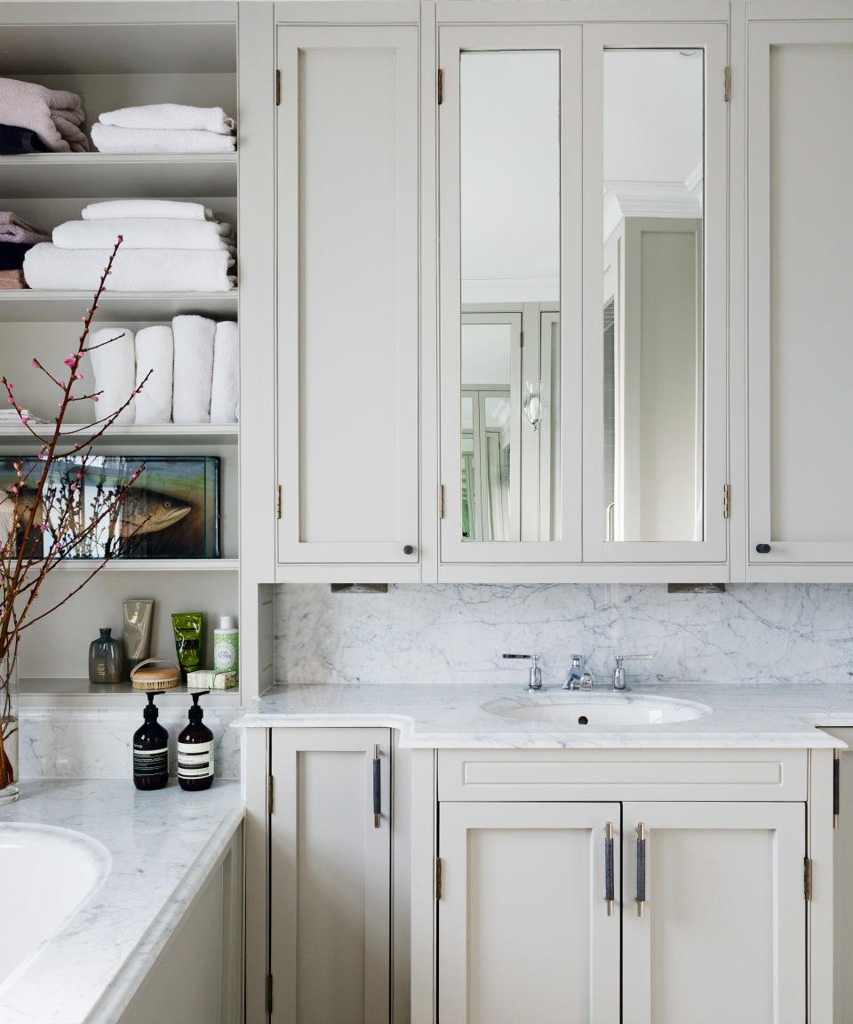 Add accessories to make your bathroom characterful