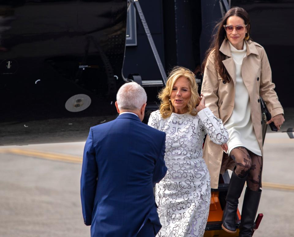 First lady Jill Biden meets with Palm Springs Mayor Jeffrey Bernstein on the tarmac after landing in the city Saturday, ahead of a campaign stop in Rancho Mirage.