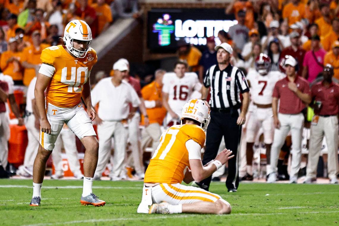 Tennessee place-kicker Chase McGrath (40) readied to kick the last-second, 40-yard field goal that gave the Volunteers a 52-49 win over Alabama that snapped a 15-game losing streak for the Volunteers vs. the Crimson Tide.