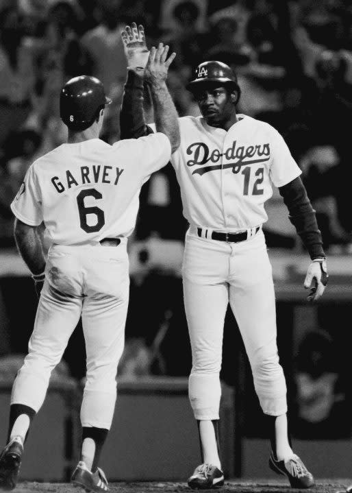 dusty baker steve garvey high five