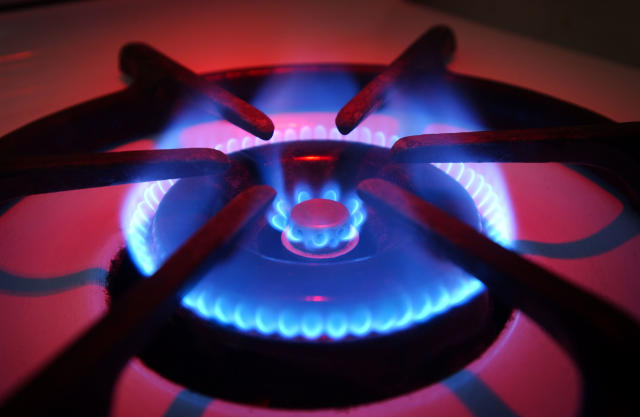 Federal agency considers ban on gas stoves following report linking them to  childhood asthma