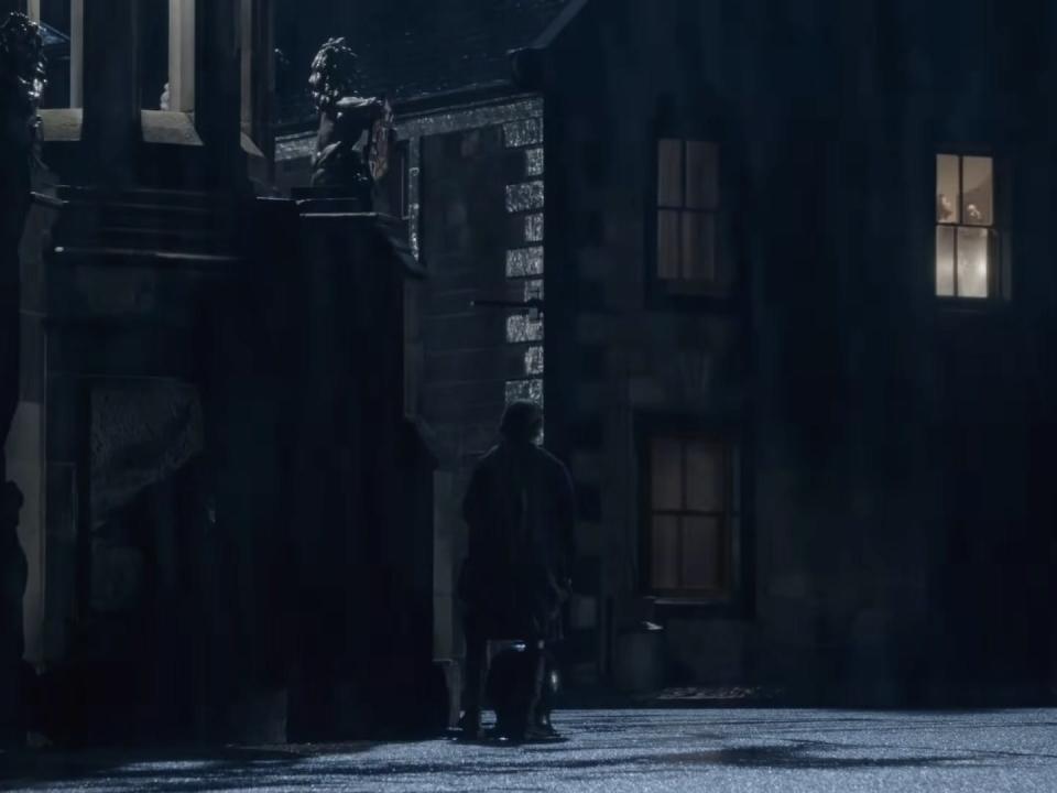 The ghost of Jamie (Sam Heughan) appeared in "Outlander" season one.