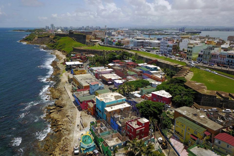 Puerto Rico US Tourists Stabbed (Copyright 2017 The Associated Press. All rights reserved.)