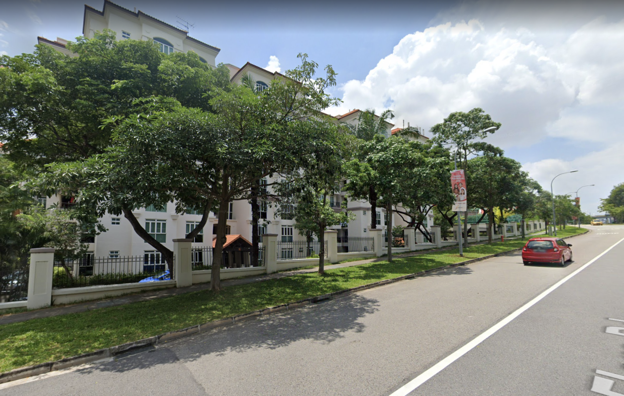 Residential units along Flora Road. (SCREENCAP: Google Maps Street View)