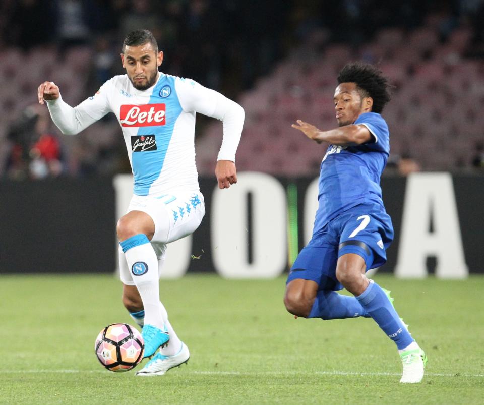 <p>AUßENVERTEIDIGER: Der algerische Nationalspieler hat mit starken Leistungen in Neapel auf sich aufmerksam gemacht. </p>