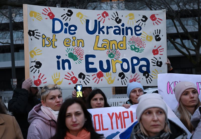 Ukrainian protests against IOC President Bach in Essen