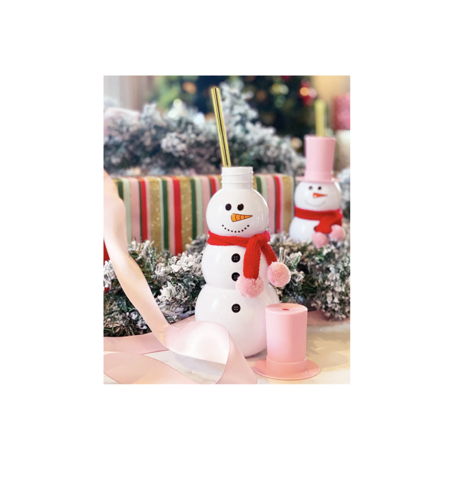 <p>Packed Party Pink Snowlady Cup</p><p>neimanmarcus.com</p><p>$22.00</p><p><a href="https://go.redirectingat.com?id=74968X1596630&url=https%3A%2F%2Fwww.neimanmarcus.com%2Fp%2Fpacked-party-pink-snowlady-cup-prod252100063&sref=https%3A%2F%2Fwww.cosmopolitan.com%2Flifestyle%2Fa42242914%2Fholiday-place-settings%2F" rel="nofollow noopener" target="_blank" data-ylk="slk:Shop Now;elm:context_link;itc:0;sec:content-canvas" class="link ">Shop Now</a></p><span class="copyright">Neiman Marcus</span>