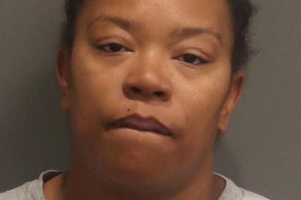 <p>Metropolitan Nashville Police Department</p> Sheneca Cowart, 29, was arrested by the Metropolitan Nashville Police Department