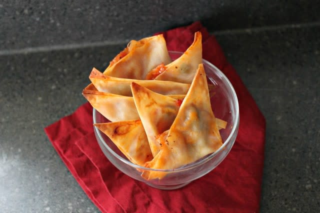 Make Pizza Wontons