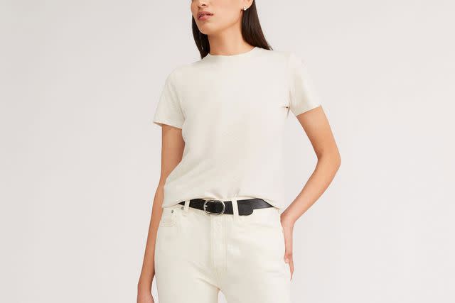 <p>Everlane</p>