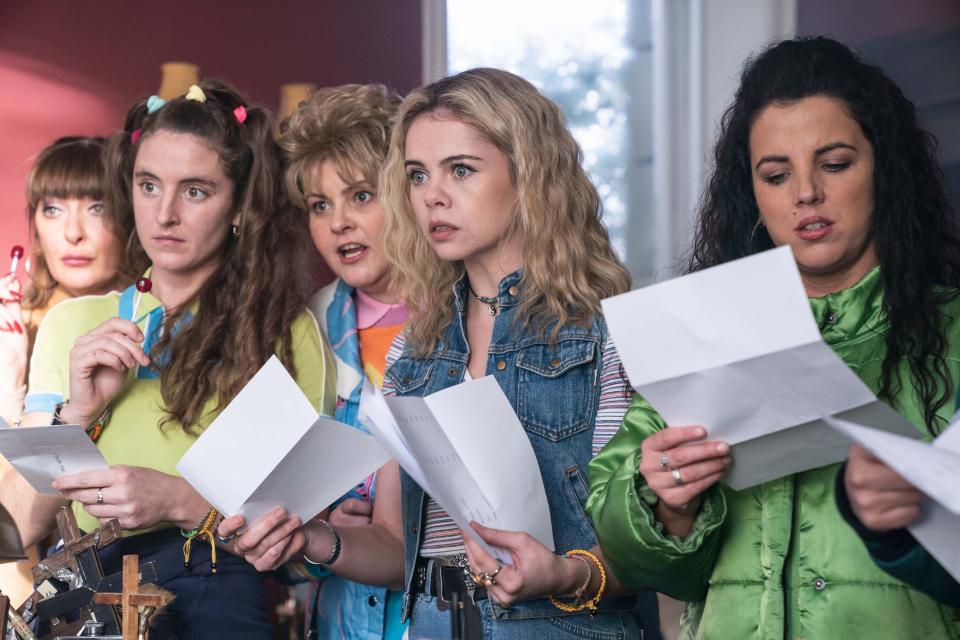 (L-R) Sarah Mccool (Kathy Kiera Clarke), Orla Mccool (Louisa Clare Harland), Mary Quinn (Tara Lynne O'Neil), Erin Quinn (Saoirse Monica Jackson), Michelle Mallon (Jamie - Lee O'Donnell)