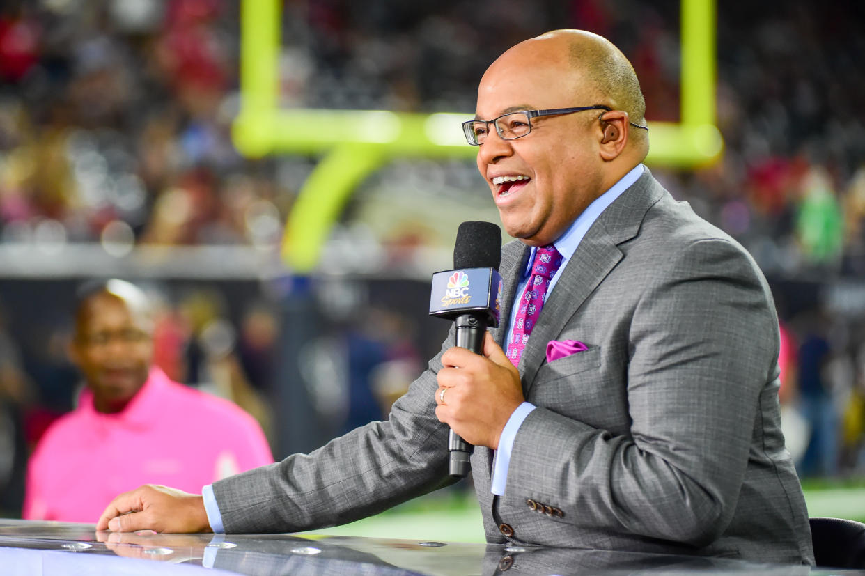 HOUSTON, TX - OCTOBER 08: NBC Sports analyst Mike Tirico on the air before the football game between the Kansas City Chiefs and Houston Texans on October 8, 2017 at NRG Stadium in Houston, Texas. (Photo by Ken Murray/Icon Sportswire via Getty Images)