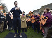 Britain's Deputy Prime Minister and Liberal Democrats leader, Nick Clegg, speaks during the party's general election campaign launch in Abingdon, southern England March 29, 2015. Britain will go to the polls in a national election on May 7. REUTERS/Toby Melville