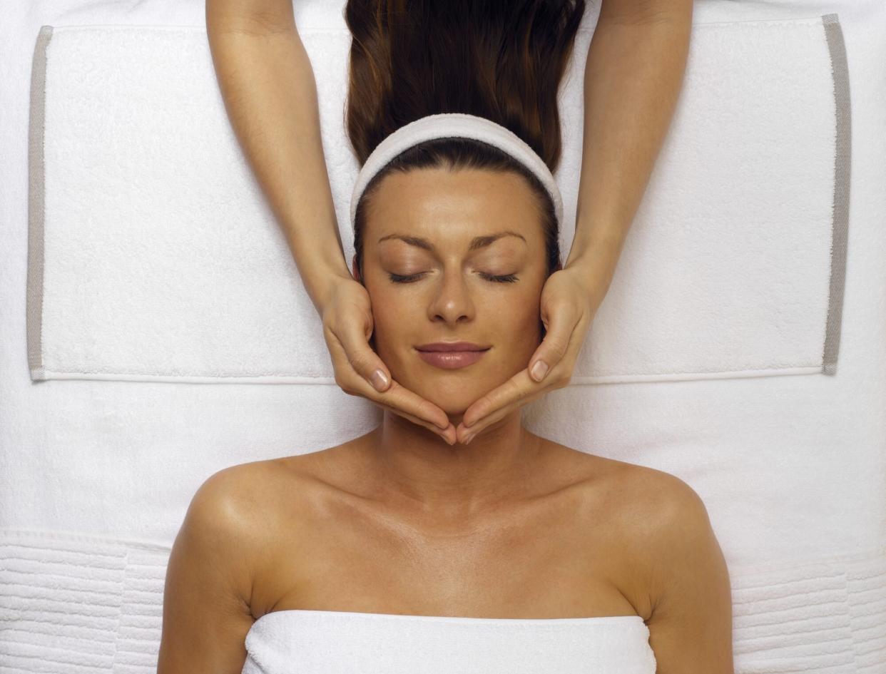 Facial Massage Lead.jpg