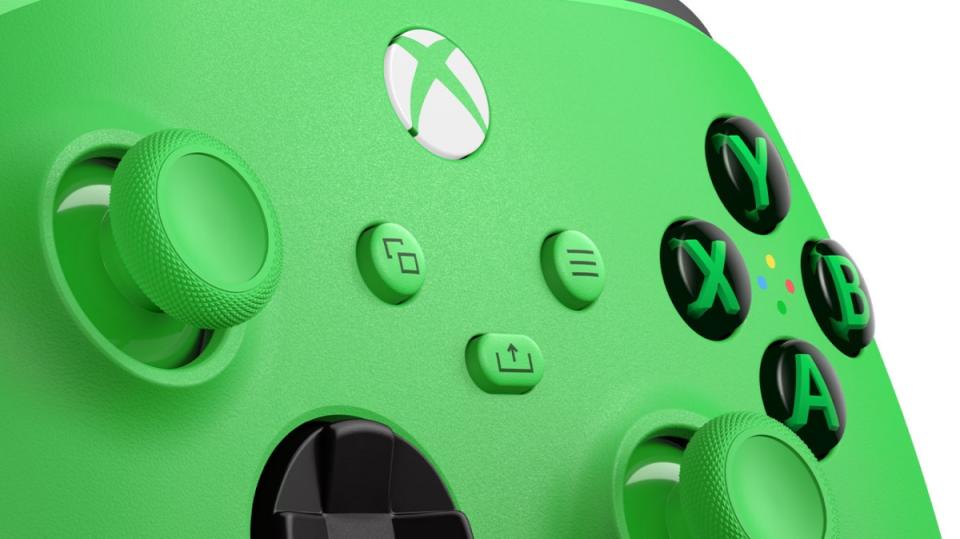 微軟推出名為「疾速綠」的綠色款Xbox無線控制器，呼應Xbox品牌代表色