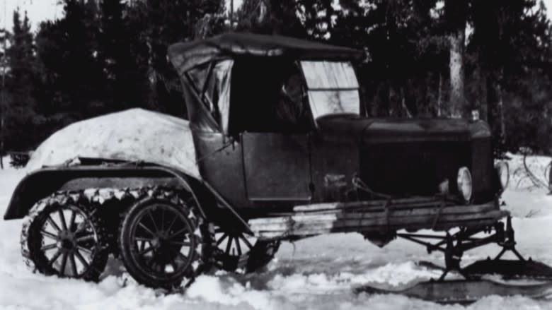 Restoration revving up on Labrador's 1st snowmobile