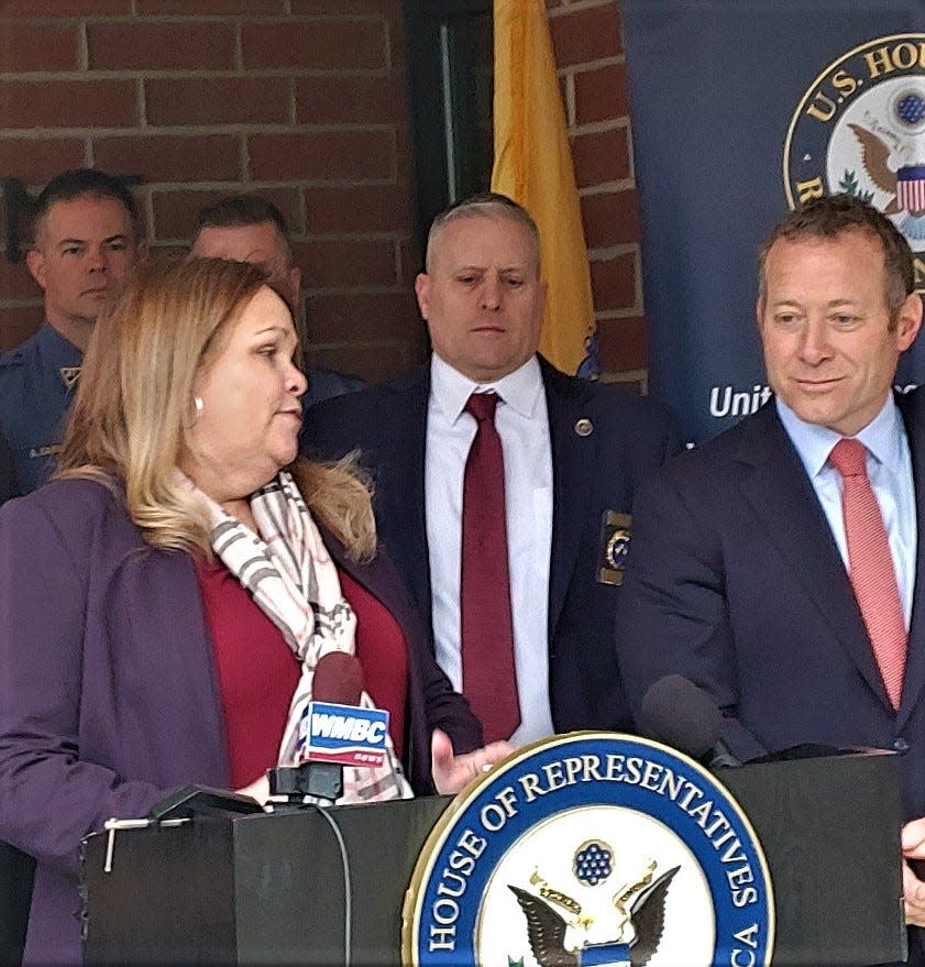 Newton Mayor Michelle Teets introduces Rep. Josh 
Gottheimer, D-5, at a Tuesday, Jan. 17, 2023,  announcement for a $1.3 million grant coordinated by his office to help four police departments in the county - Newton, Andover, Hardyston and Sparta, upgrade their 911 call taking capability.