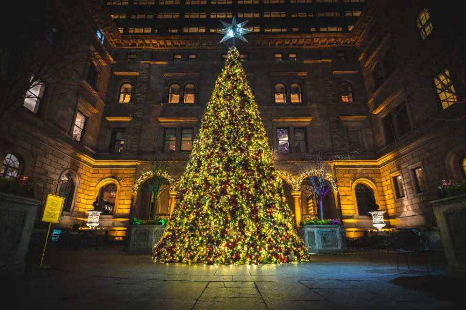 Lotte New York Palace Hotel Christmas Tree via Getty Images