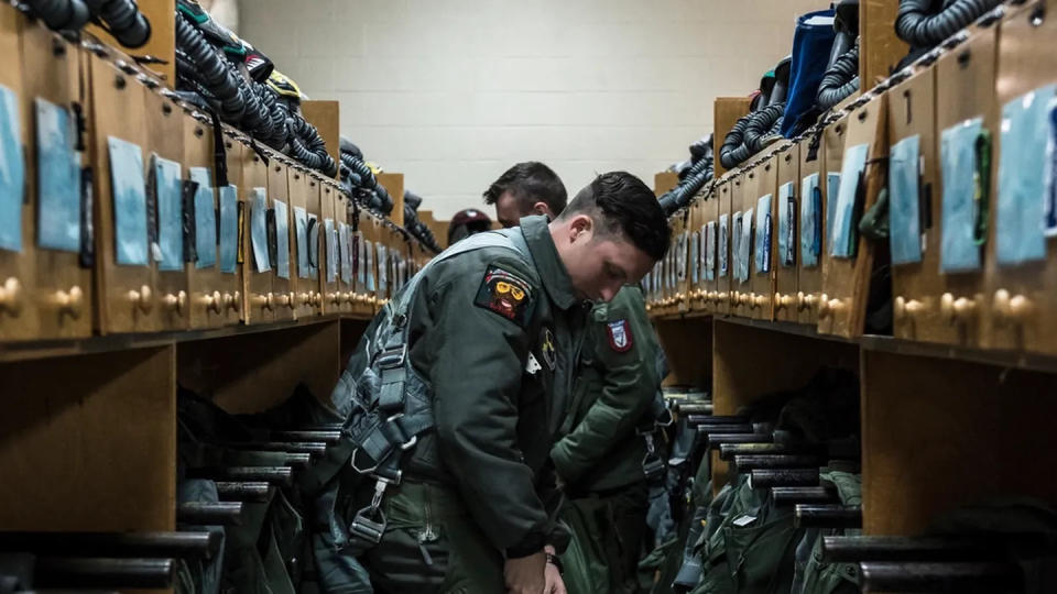 Euro-NATO Joint Jet Pilot Training program student pilots gear up at Sheppard Air Force Base, Texas, Dec. 10, 2019. (Senior Airman Pedro Tenorio/Air Force)