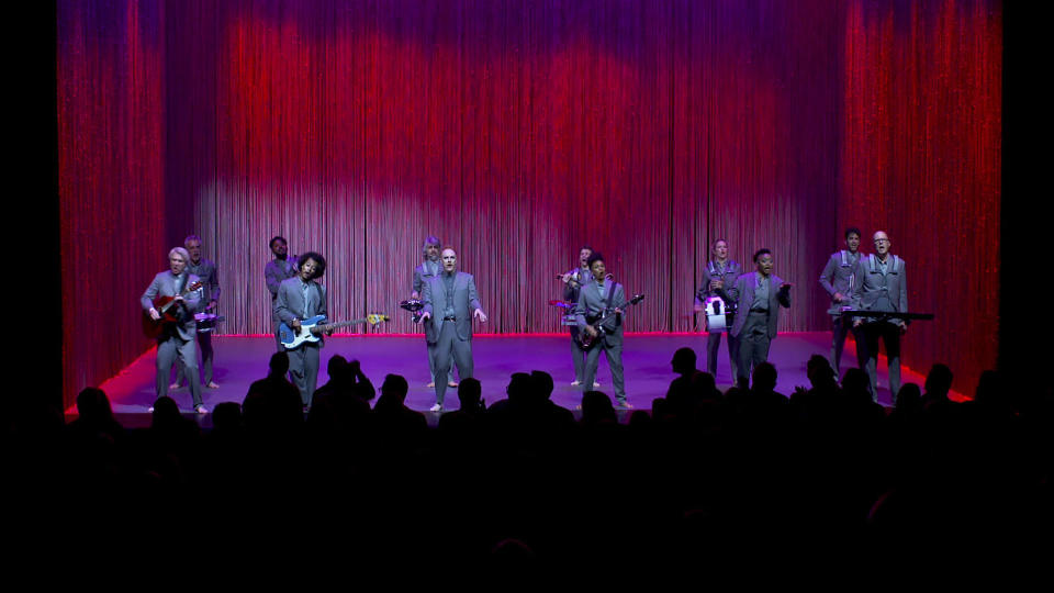 David Byrne and company burning down the house on Broadway, in 