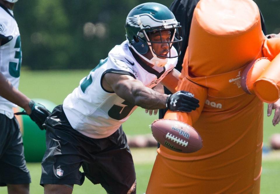 May 28, 2015; Philadelphia, PA, USA; Philadelphia Eagles defensive back Eric Rowe (32) runs drills during OTA's at the NovaCare Complex. Mandatory Credit: Bill Streicher-USA TODAY Sports