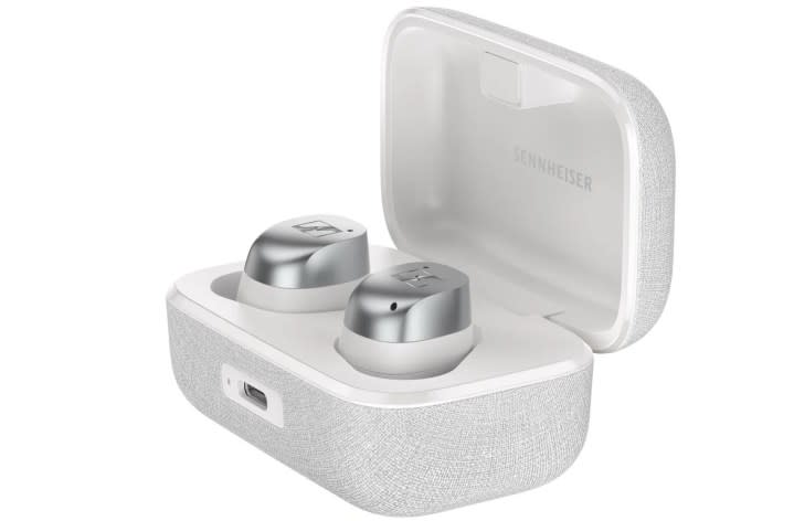 Sennheiser Momentum True Wireless 4 in white/silver.