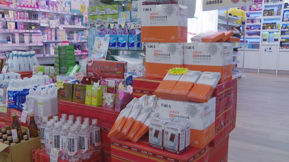 泰博董事長陳朝旺宣布，泰博製造的快篩劑從一劑200元降到160元。（示意圖，資料照）