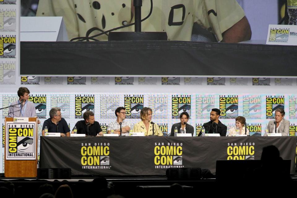 SAN DIEGO, CALIFORNIA - JULY 21: (L-R) Karl Jacobs, Jeremy Latcham, Jonathan Goldstein, John Francis Daley, Chris Pine, Michelle Rodriguez, Regé-Jean Page, Sophia Lillis, and Hugh Grant attends Paramount Pictures and eOne's Comic-Con presentation of "Dungeons &amp; Dragons: Honor Among Thieves" in Hall H at the San Diego Convention Center on July 21, 2022. (Photo by Daniel Knighton/Getty Images for Paramount Pictured)