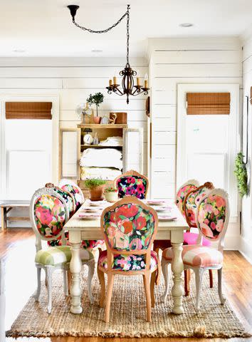 <p>Design by Wendy Conklin / Photo by <a href="https://chairwhimsy.com/" data-component="link" data-source="inlineLink" data-type="externalLink" data-ordinal="1" rel="nofollow">Chair Whimsy</a></p>