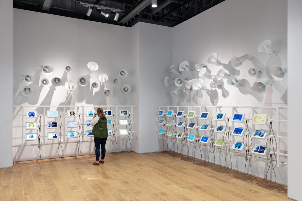 A listening wall in the Jackie Robinson Museum