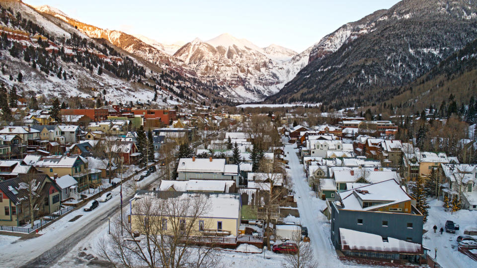 Telluride, Colo., at sunset. (Cascade Creatives / Shutterstock)