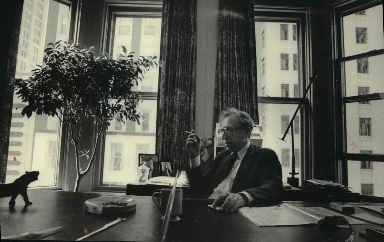 James Shellow, shown in his Milwaukee office in 1986, was one of Milwaukee's most reputed criminal defense attorneys, known for representing civil rights leaders as well as mob bosses over her more than 50-year career in law. Shellow died on Oct. 29, 2022 at the age of 95.