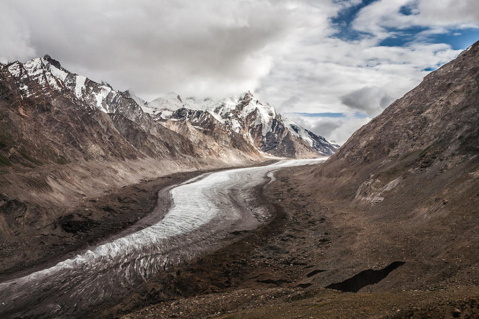 Frozen river - Greater Himalayas, India