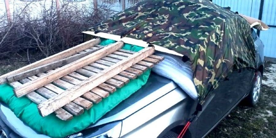 The residents of Belgorod have not yet come up with more effective ways to protect cars