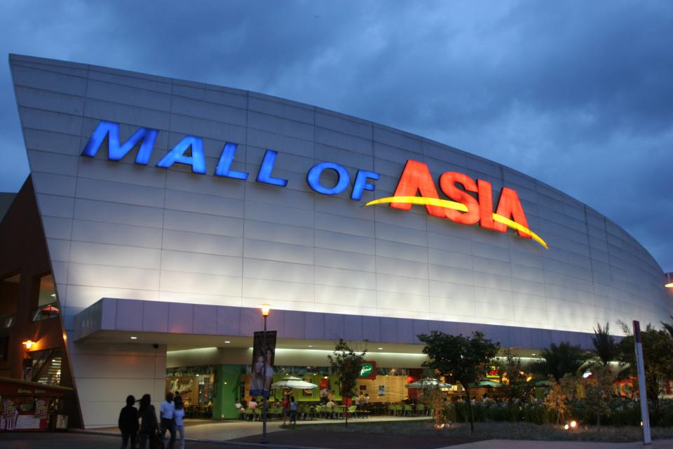 ▲想去MOA(Mall of Asia)購物中心逛街，可搭市區觀光巴士新路線到達。（圖/菲律賓觀光部）