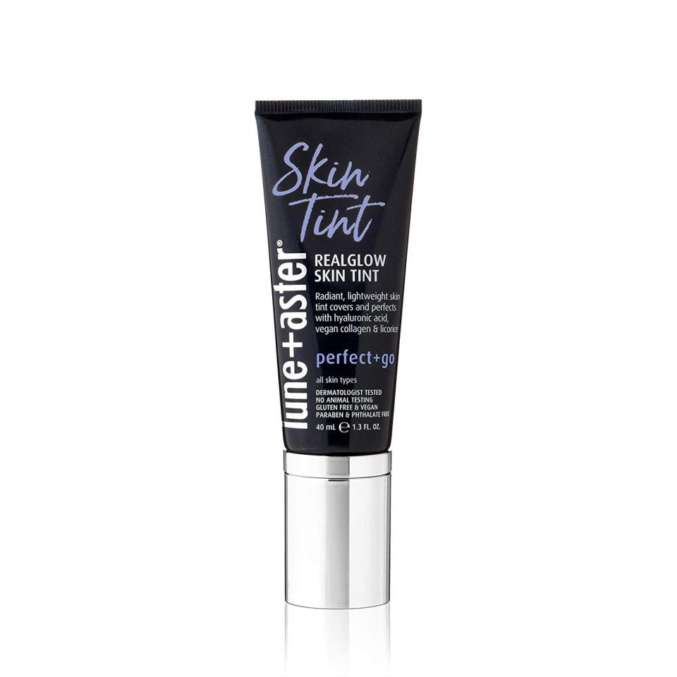 3) realglow skin tint