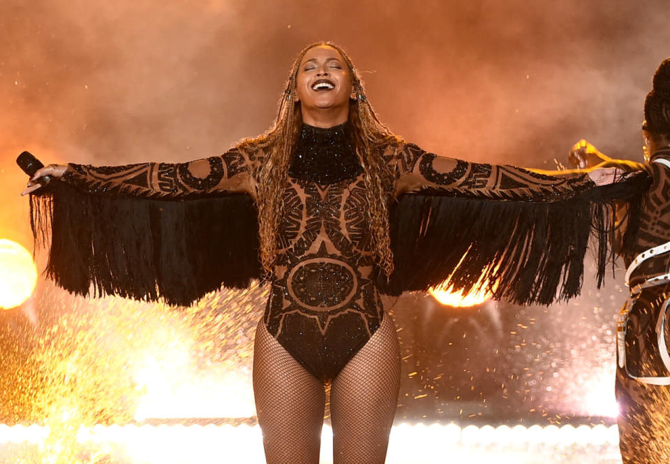 Beyoncé performing “Freedom” with Kendrick Lamar in a custom Julien McDonald bodysuit 