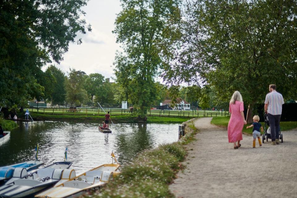 No trip to Oxford is complete without a spot of punting (Louise Long)