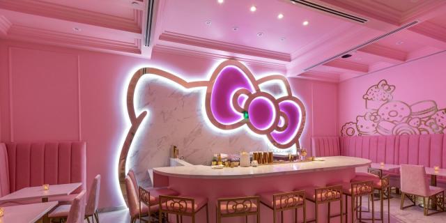 The First-Ever Hello Kitty Grand Cafe Is Open, And My Inner Child CAN'T EVEN