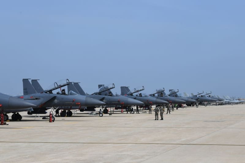 F-15K and FA-50 fighters stand at Kunsan Air Base in Gunsan, for the Korea Flying Training, which kicked off on the same day for a two-week run. The annual South Korea-US joint air force exercise mobilizes around 100 warplanes, including US F-35B and South Korean F-35A stealth fighters, to strengthen their readiness against North Korean military threats. -/YNA/dpa