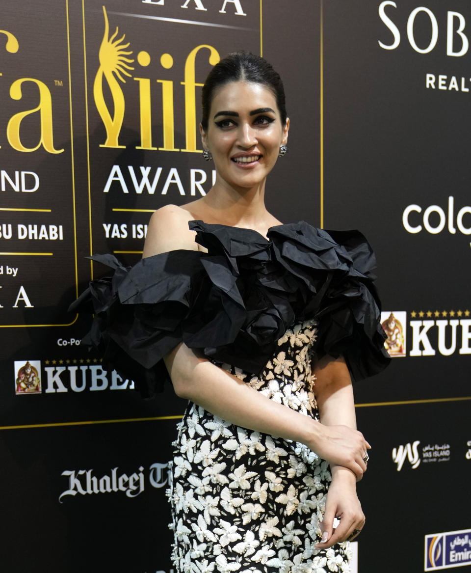 Bollywood actress Kriti Sanon arrives to attend the 23rd International Indian Film Academy (IIFA) awards In Abu Dhabi, United Arab Emirates, Friday, May 26, 2023. (AP Photo/Kamran Jebreili)