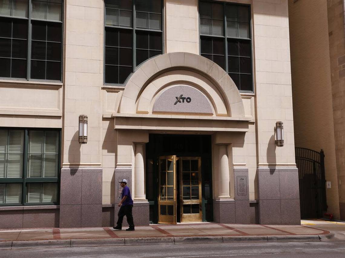 The side entrance of the Bob R. Simpson Building, on the corner of West Seventh and Houston streets in downtown Fort Worth.