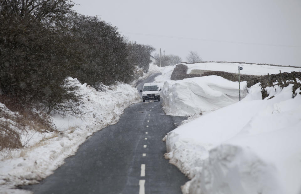 The new system also issues warning for cold weather. (Getty)