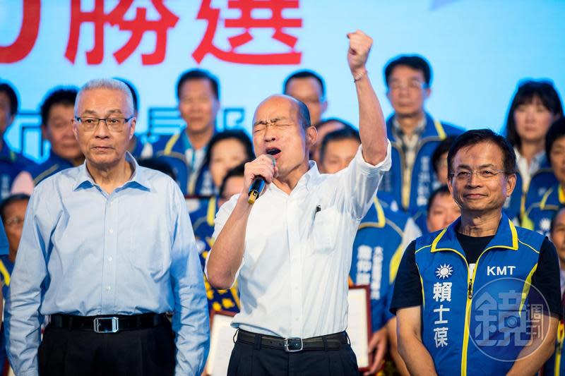 王浩宇爆料，韓國瑜（中）想選桃園市長「而且選得上」。